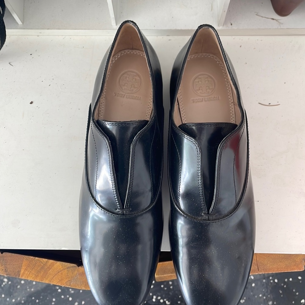 Tory Burch loafers never worn